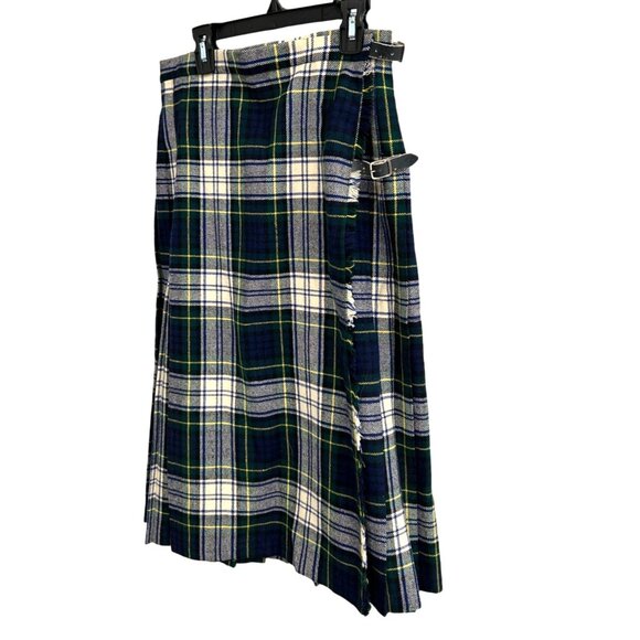 Vintage Talbots Tartan Wool Kilt Wrap Skirt Buckle Fastenings Pleated - Picture 3 of 7
